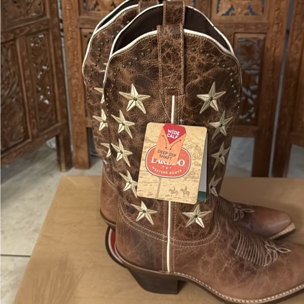 Laredo Brown Western Boots with Star Design